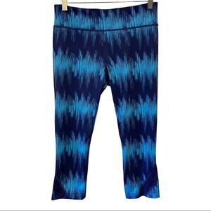 UA Under Armour Blue Capri Workout Pants Leggings Womans Small Take a Chance